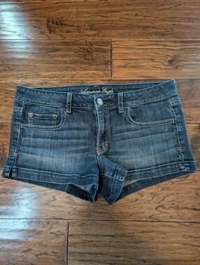 American Eagle Y2K Style Jean Shorts Size 12